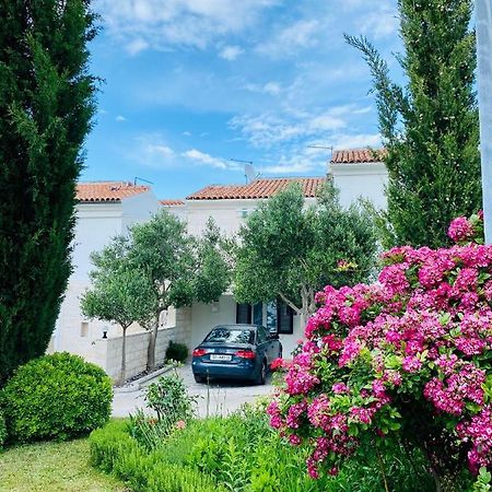 Apartments By The Sea Postira, Brac - 2928 المظهر الخارجي الصورة