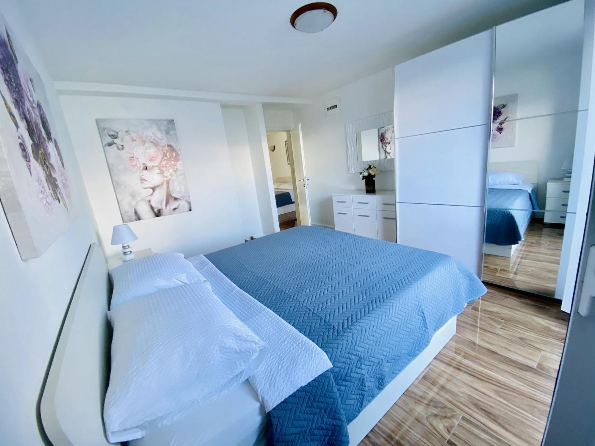Apartments By The Sea Postira, Brac - 2928 الغرفة الصورة
